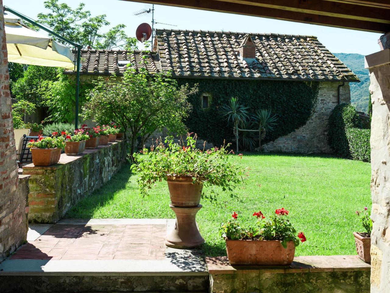 Villa Eleonora Ampinana Экстерьер фото