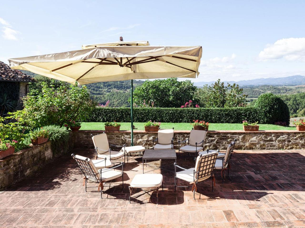 Villa Eleonora Ampinana Экстерьер фото