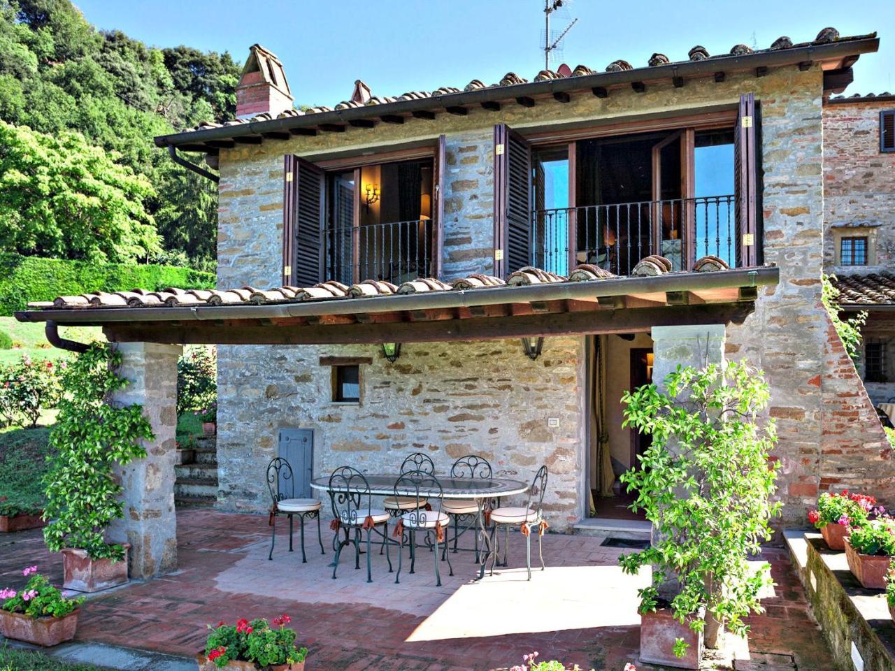 Villa Eleonora Ampinana Экстерьер фото